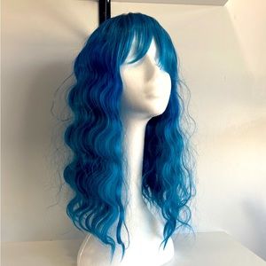 22 inch Synthetic crimped wig New Very cute
